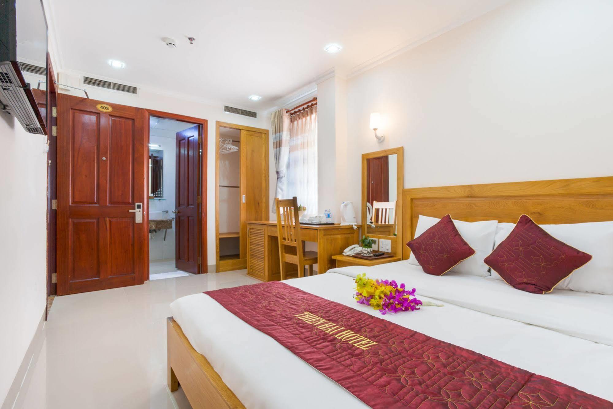 Thien Hai Hotel Ho Şi Min Exterior foto